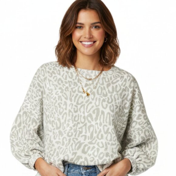 Rebecca Minkoff Sweaters - Rebecca Minkoff Leopard Print  Sweater Women’s Size S Beige Oversized